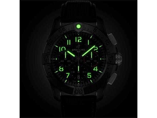 Breitling | Avenger B01 Chronograph 44 Night Mission