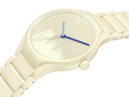 Rado | True Round x Les Couleurs&reg; Le Corbusier&reg;
