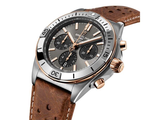 Breitling | Chronomat B01 42 Triumph