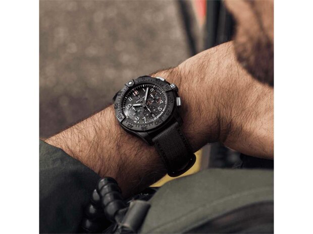 Breitling | Avenger B01 Chronograph 44 Night Mission