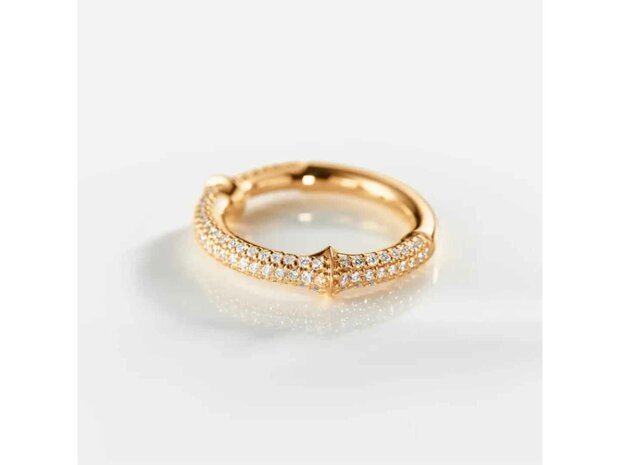 Ole Lynggaard | Nature ring IV pav&eacute;