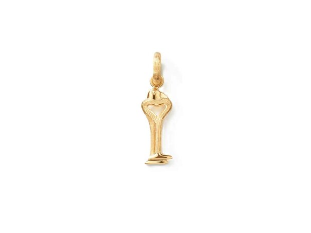 Ole Lynggaard | Bird Family Key charm