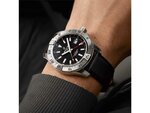 Breitling | Avenger automatic GMT 44