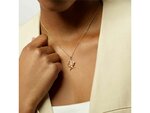 Ole Lynggaard | Young Fish pendant - Bluch Moonstone